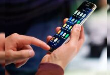 Smartphones के इंतजार में राज्य भर की आंगनबाड़ी वर्कर, जानें पूरा मामला