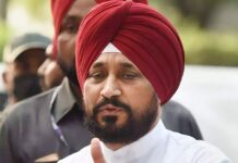 महिलाओं पर की टिप्पणी पर सांसद ने मांगी माफी, कहा- मेरे संस्कार ऐसे नहीं, कार्रवाई को लेकर चुनाव आयोग ने कही यह बात