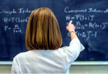 महिला टीचर की अश्लील फोटो से हड़कंप, कारनामा करने वाला छात्र आया पुलिस के काबू, जानें सारी जानकारी।