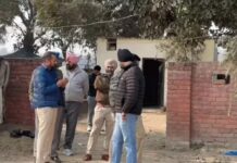 गुरदासपुर में आतंकी हमला: थाने पर चलते ऑटो से हैंड ग्रेनेड फेंका, जांच में जुटी पुलिस