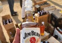 पंजाब में नकली स्कॉच रैकेट का पर्दाफाश,एक्साइज विभाग ने जब्त किया लाखों रुपए का माल।