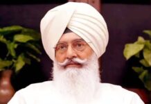 डेरा ब्यास प्रमुख बाबा गुरिंदर सिंह ढिल्लो पहुंचे पंजाब के प्रसिद्ध सूफी गायक के घर,पढ़े क्या कहा।