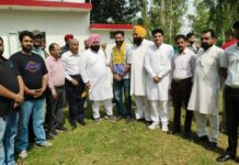 नंगल की राजनीति में बड़ा उलटफेर—भाजपा नेता अमित बरारी ने आम आदमी पार्टी का दामन थामा कैबिनेट मंत्री हरजोत सिंह बैंस ने किया पार्टी में स्वागत, नौजवानों में दिखा उत्साह