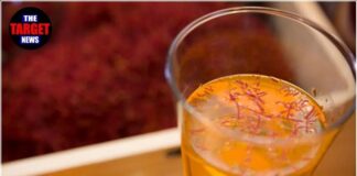 स्वास्थ्य और सुंदरता का ‘खज़ाना’: केसर का पानी पीने के फायदे जानकर हो जाएंगे हैरान!