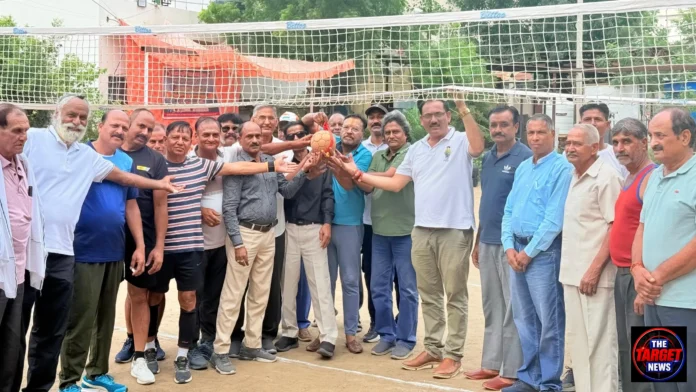 पहली वेटरन्स नेशनल शूटिंग बॉल चैंपियनशिप: राजस्थान टीम का ऐलान, ओपी माचरा ने दी जानकारी पहली वेटरन्स नेशनल शूटिंग बॉल चैंपियनशिप: राजस्थान टीम का ऐलान, ओपी माचरा ने दी जानकारी