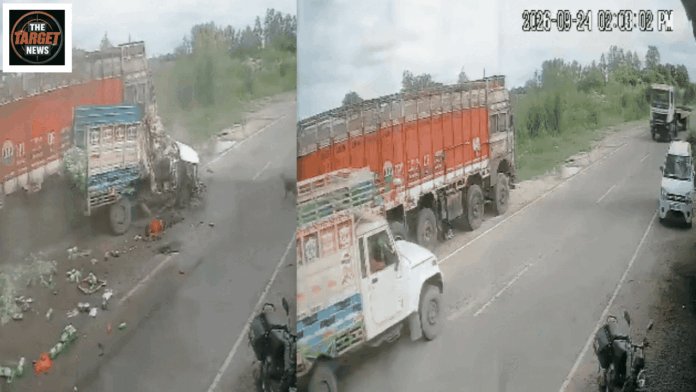 कानपुर सड़क हादसा: तेज रफ्तार कंटेनर और पिकअप की टक्कर में दो ड्राइवरों की मौत कानपुर सड़क हादसा: तेज रफ्तार कंटेनर और पिकअप की टक्कर में दो ड्राइवरों की मौत