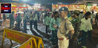 ग्वालियर भीषण हादसा: पंजाब नंबर के ट्रक ने शीतला माता मंदिर के पास बरपाया कहर, 14 श्रद्धालुओं की मौत ग्वालियर भीषण हादसा: पंजाब नंबर के ट्रक ने शीतला माता मंदिर के पास बरपाया कहर, 14 श्रद्धालुओं की मौत