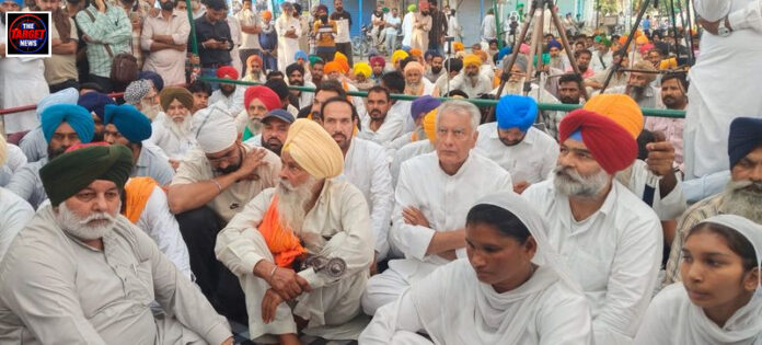 पंजाब में ड्रग्स के खिलाफ जंग और परविंदर झोटा हत्याकांड पर सुनील जाखड़ का बड़ा बयान पंजाब में ड्रग्स के खिलाफ जंग और परविंदर झोटा हत्याकांड पर सुनील जाखड़ का बड़ा बयान