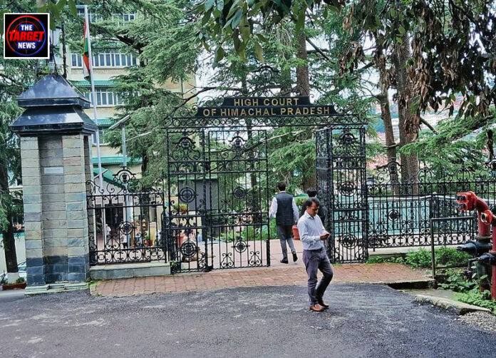 शिमला में 14 और 17 मंजिला इमारतों के निर्माण पर हाईकोर्ट सख्त, सरकार से मांगा जवाब शिमला में 14 और 17 मंजिला इमारतों के निर्माण पर हाईकोर्ट सख्त, सरकार से मांगा जवाब